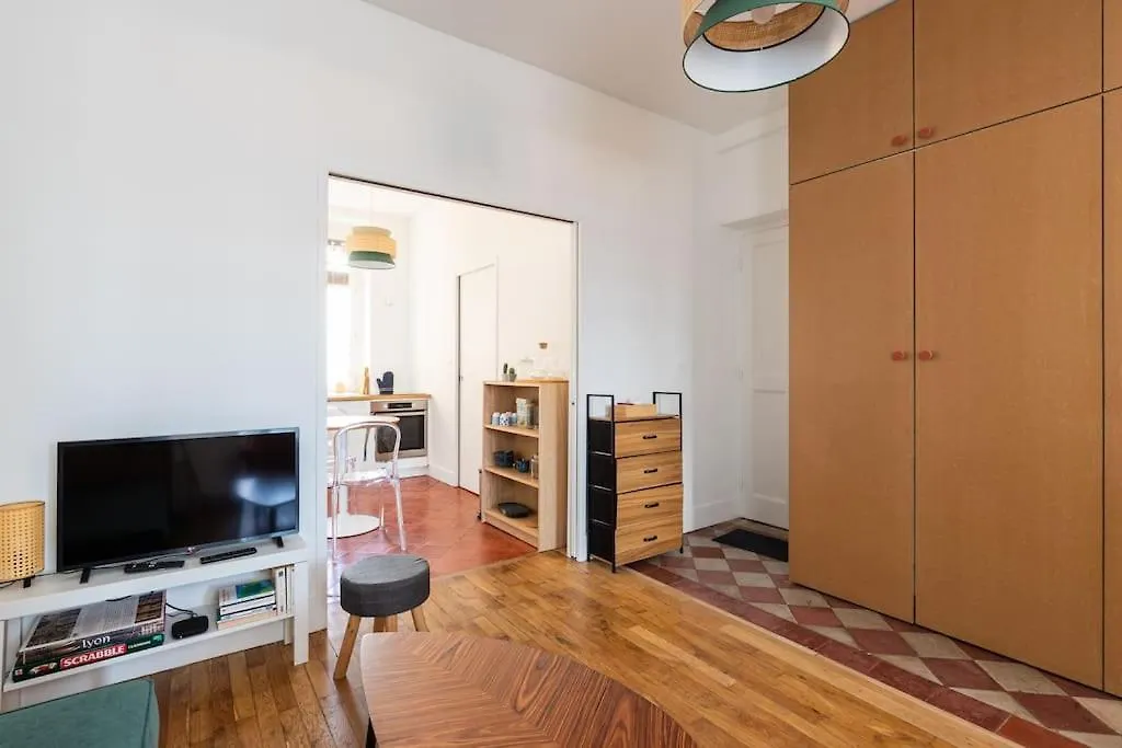 Appartement Bnbgones - L'Harmonie Feuillat - Montchat - Metro Monplaisir à Lyon