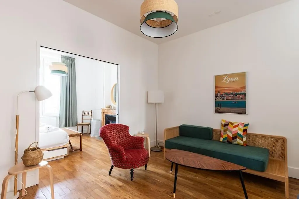 Appartement Bnbgones - L'Harmonie Feuillat - Montchat - Metro Monplaisir à Lyon France