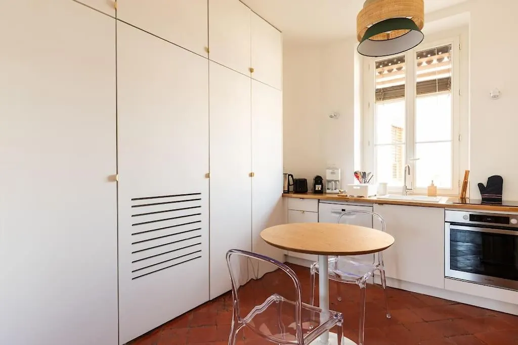 Appartement Bnbgones - L'Harmonie Feuillat - Montchat - Metro Monplaisir à Lyon