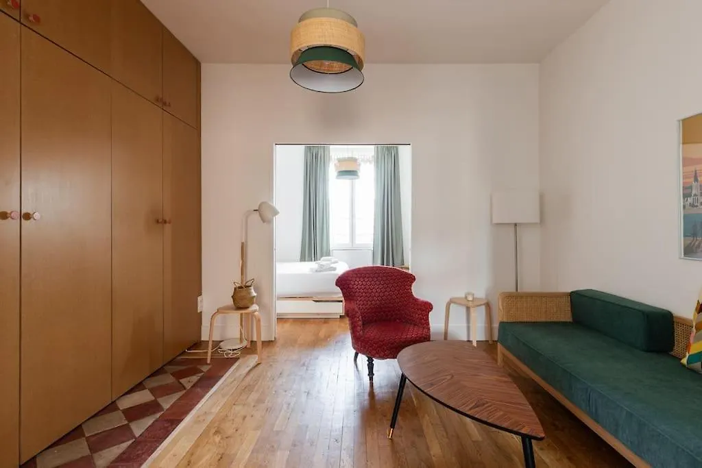 Appartement Bnbgones - L'Harmonie Feuillat - Montchat - Metro Monplaisir à Lyon 0*,  France