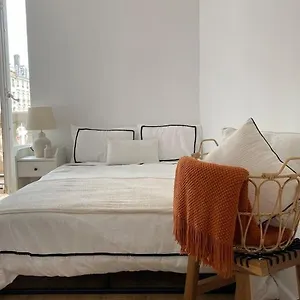 Appartement Balcon Place Des Terreaux, Lyon